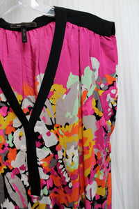 BCBG Maxazria - 100% Silk - Light Weight Abstract Floral Elastic Waist V-Neck Mini Dress - Size 2
