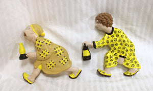 Vintage - Arnels- Set of Ceramic Ma & Pa in Night Clothes & Lanterns Wall Plaque Decor 8.5" & 9"h