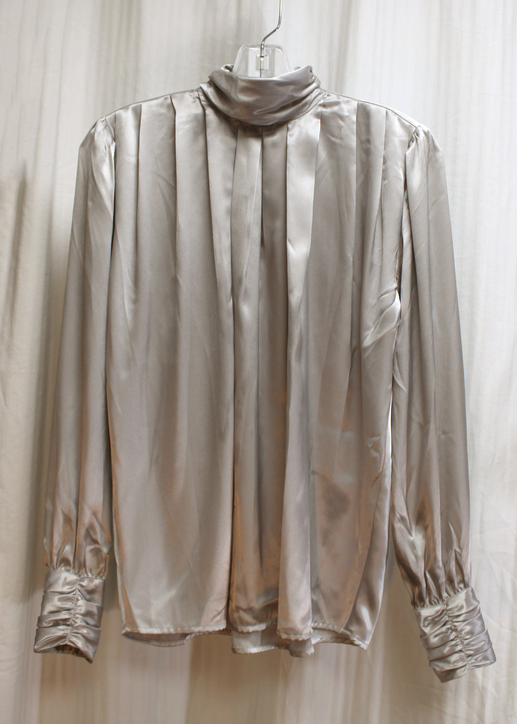 Vintage - Concepts by Caren - Silver Silky Lightweight High Neck Pleated Blouse - Size 6 (See Measurements)