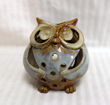 Load image into Gallery viewer, Glazed Ceramic Owl Tealight Candle Holder 5&quot;