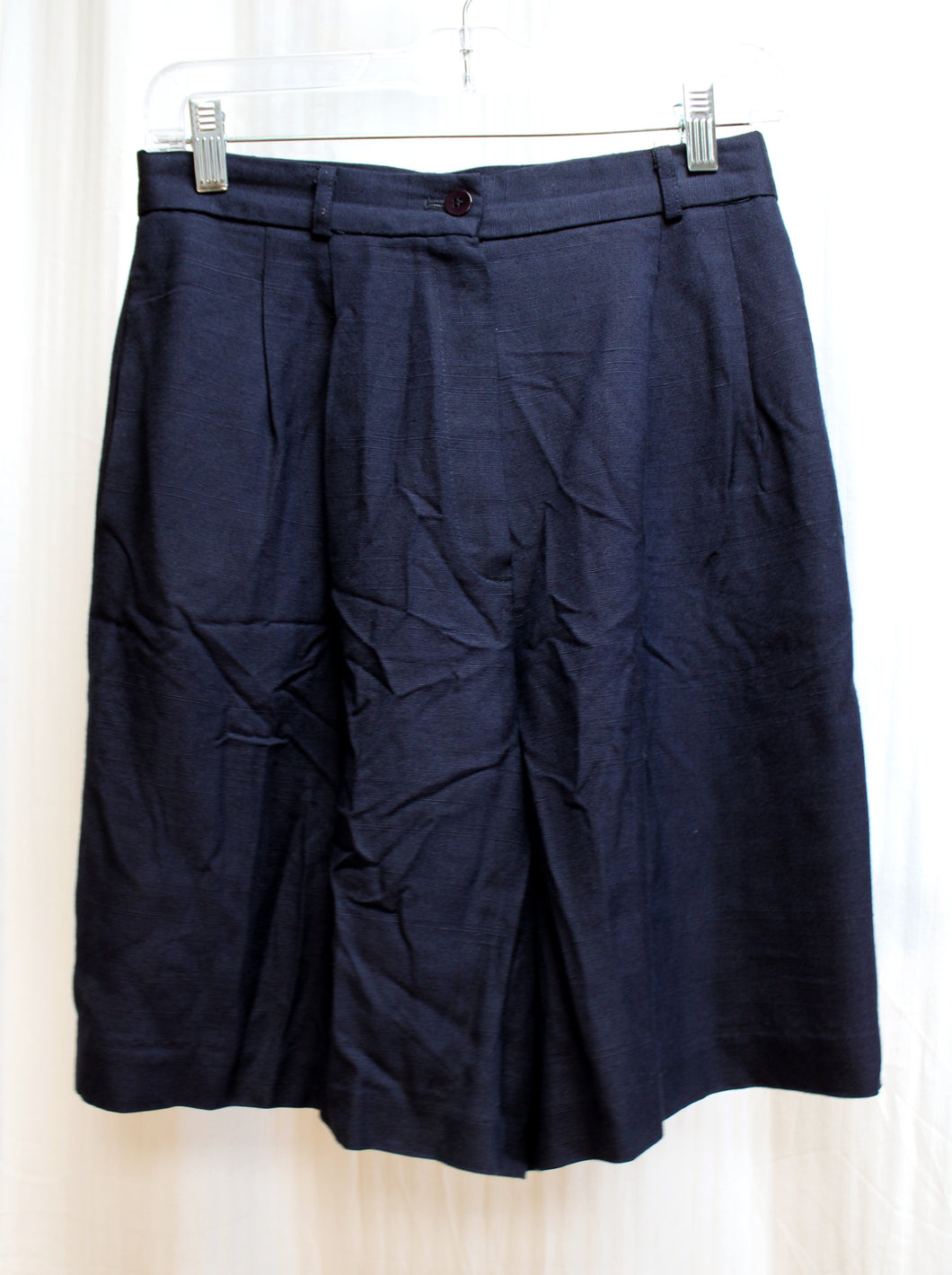 Vintage - Casual Corner - Navy Walking Shorts - Size 8