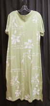 Load image into Gallery viewer, Vintage - Coconut Bay - Short Sleeve Botanical Print A-Line T Shirt Maxi Dress - Size M