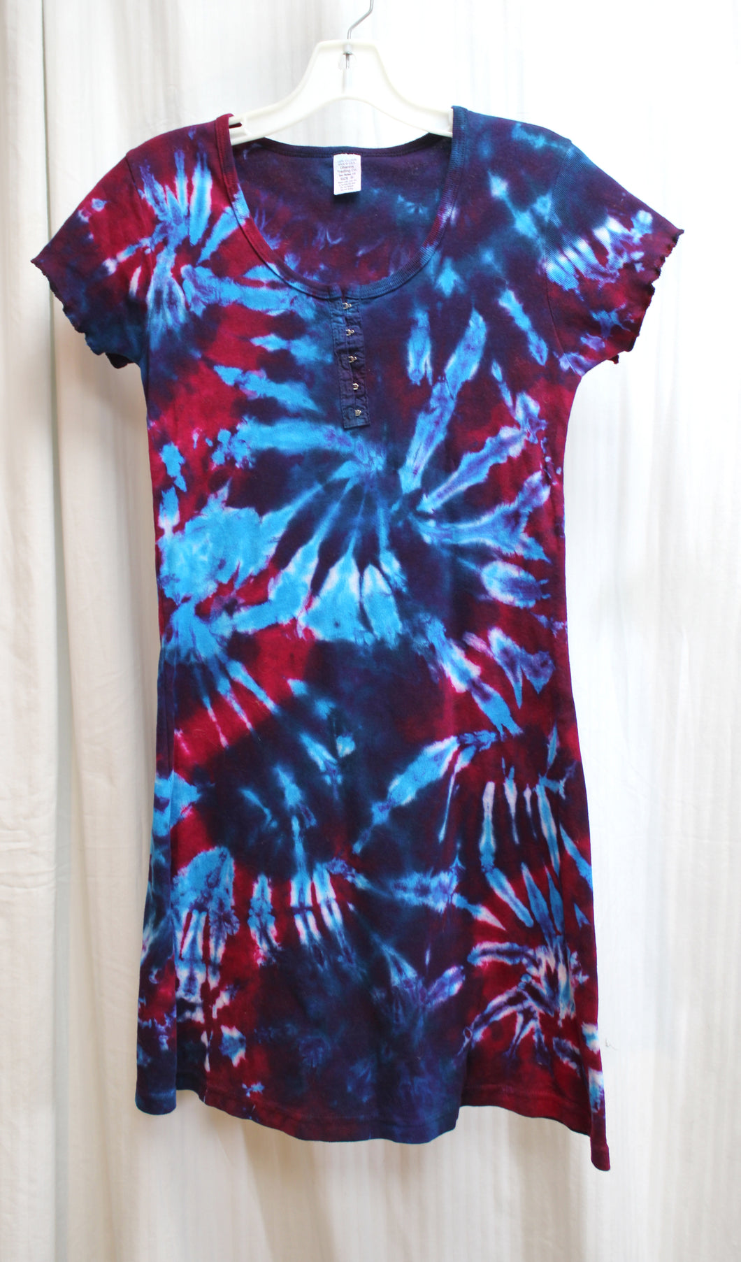 Dharma Trading  - Scarlet & Blue Tie Dye, Short Sleeve Henley Ribbed T-Shirt Mini Dress - Size S