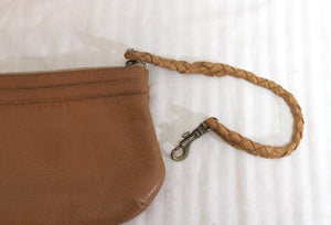 Will Leather Goods (Oregon) - Leather Zippered Wristlet Pouch