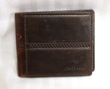 Load image into Gallery viewer, Men&#39;s - Davis Case - Brown &quot;Vintage&quot; Leather Wallet