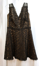 Load image into Gallery viewer, Tadashi Shoji - Black over Tan, V-Neck Chainmail Lace Cocktail Dress - Size 6