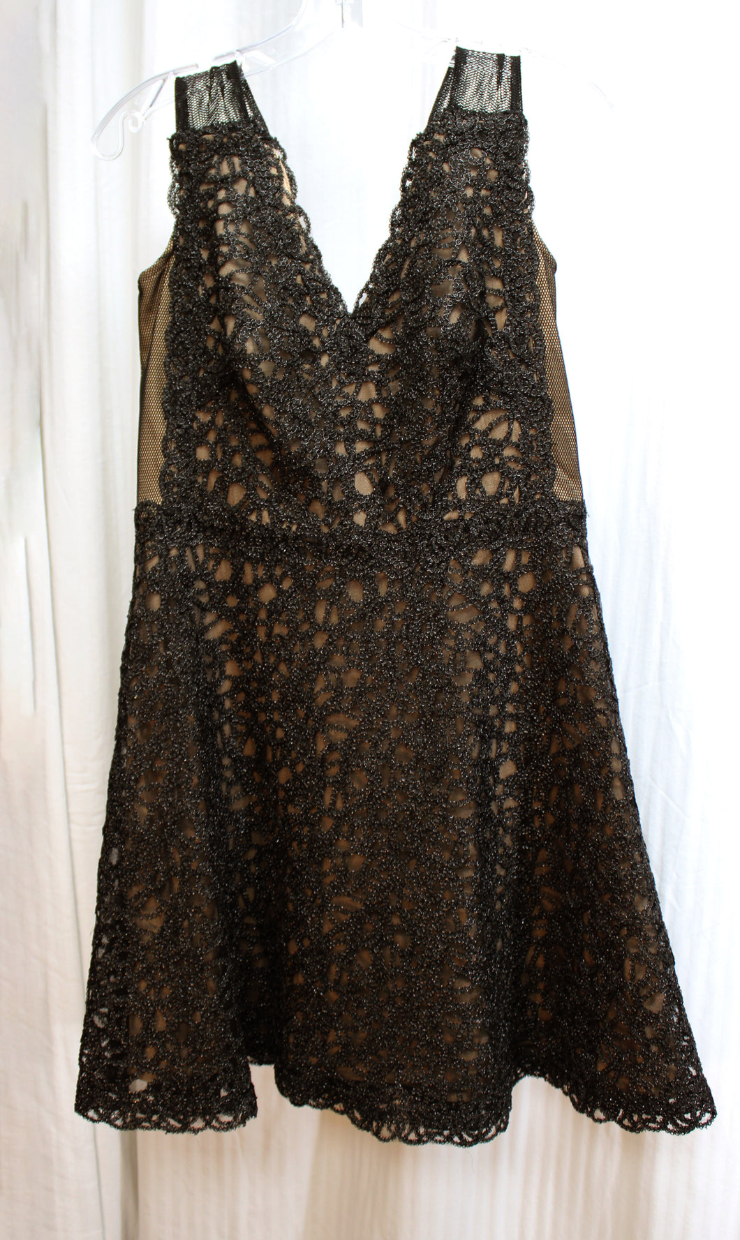 Tadashi Shoji - Black over Tan, V-Neck Chainmail Lace Cocktail Dress - Size 6