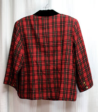 Load image into Gallery viewer, Vintage - Mother&#39;s Work- Red Plaid 3/4th Sleeve English Hunt Style Blazer w/ Black Velvet Collar &amp; Faux Pocket Flaps - Size S