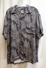 Load image into Gallery viewer, Men&#39;s Vintage 90&#39;s - Guess Jeans - Gray Samurai Print Hawaiian Shirt - Size L