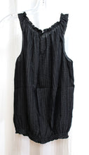 Load image into Gallery viewer, Leon Max Limited Edition - Black Silk Blend Sleeveless Textured Top - Size S