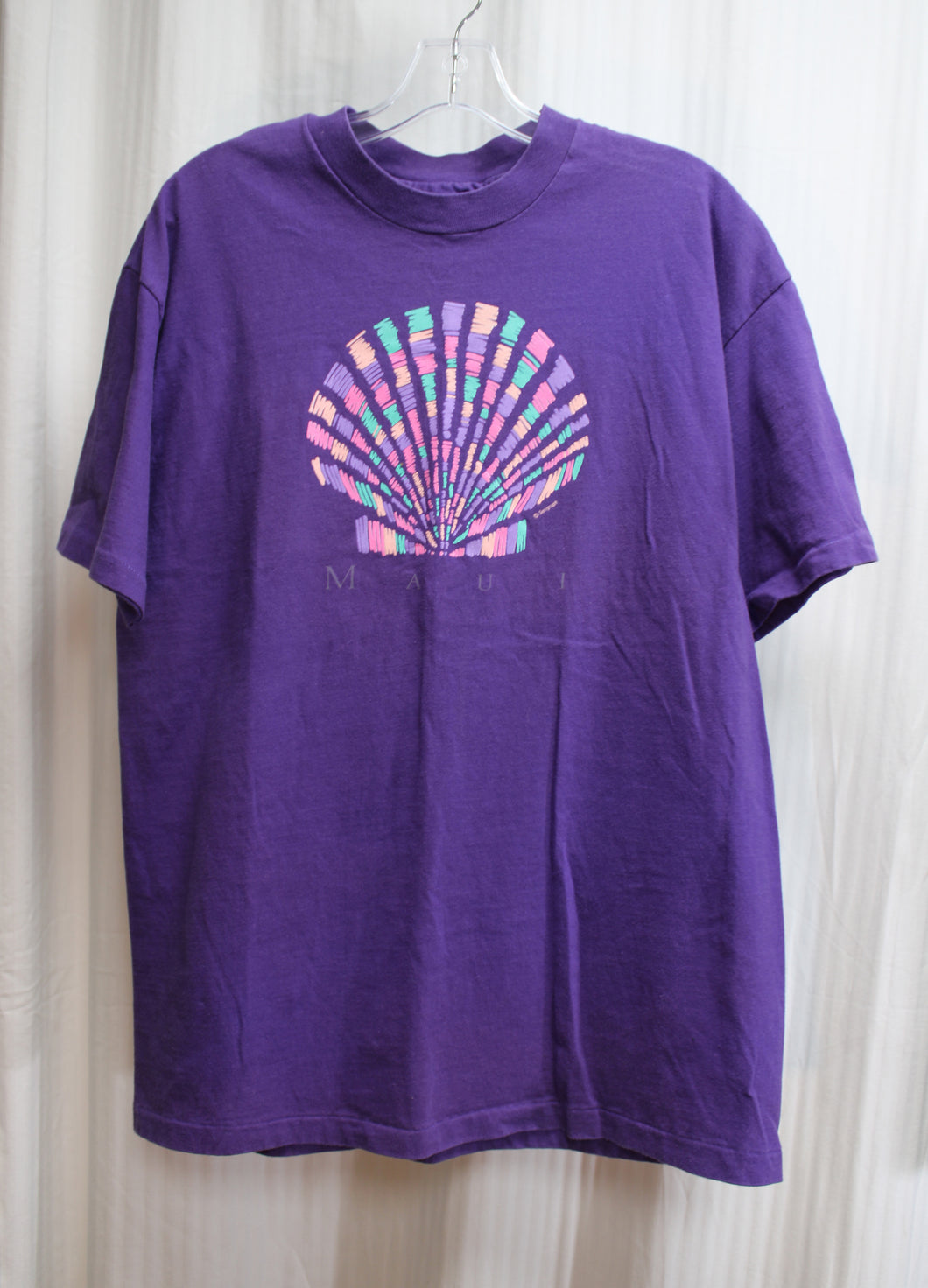 Vintage, Single Stitch - Shell Graphic, Maui, Purple T-Shirt - Size L