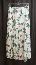 Load image into Gallery viewer, Billabong x The Salty Blonde - &quot;Peachy Keen&quot; White, Light Pink &amp; Green Tropical Floral Maxi Skirt w/ Leg Slits - Size 27/1 (26.5 Waist)