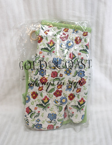 Gold Coast, Vintage Inspired Print, 3 Pc Potholder Set (in Packaging)