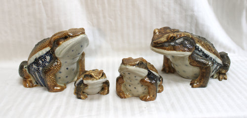 Vintage - Set of 4 Hirado Style Ceramic Toads (Japan), 2 Large, 1 Medium, 1 Small (see Measurements)
