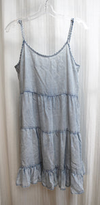 En Creme - Soft & Flowy Adjustable Spaghetti Strap Tiered Mini Dress - Size M