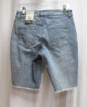 Load image into Gallery viewer, Style &amp; Co. - Denim Bermuda w/ Embroidered Side Seams Shorts - Size 2 Petite (w/ Tags)