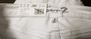 Seven7 - White Raw Hem "Weekend" Shorts - Size 8 (w/ TAG)