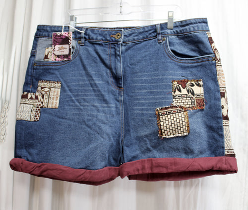 Joe Browns (UK) Denim Shorts w/ Contrast Cuff Hem & Tapestry Patches - Size 12 (See Measurements 40