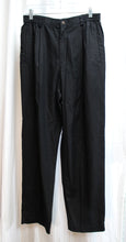 Load image into Gallery viewer, Vintage 80&#39;s - Lizsport - 100% Silk Black Pleat Waist Pants - Size 12