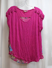 Load image into Gallery viewer, Pink Republic - Magenta Pink, Laced Shoulder Detail, Semi Sheer Floral Back Top - Size XL