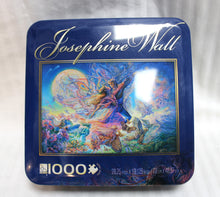 Load image into Gallery viewer, Josephine Wall &quot;Titania &amp; Oberon&quot; 1000 Pc Puzzle 28.75&quot; x 19.125&quot; (In Tin)