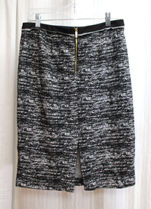 Calvin Klein - Black & white Abstract Print Skirt - Size 2