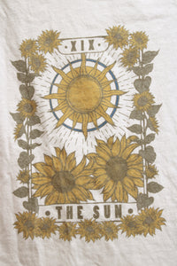 Comfort Colors - Sun Tarot Sunflowers, Off White T-Shirt - Size S