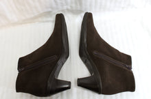 Load image into Gallery viewer, La Canadienne - Brown Suede Rounded Square Toe, Heeled Ankle Boots - Size 9.5M