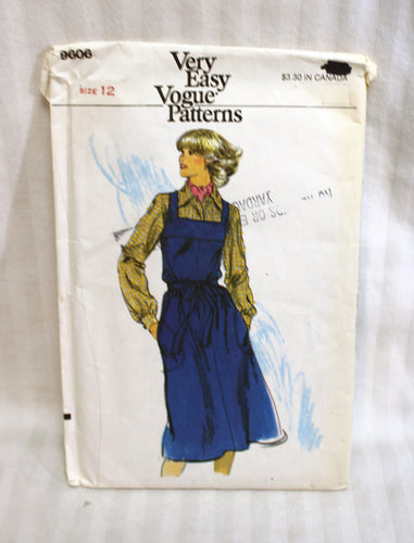 Vintage - Very Easy Vogue Patterns - Misses Jumper and Blouse 9606 - Sewing Pattern