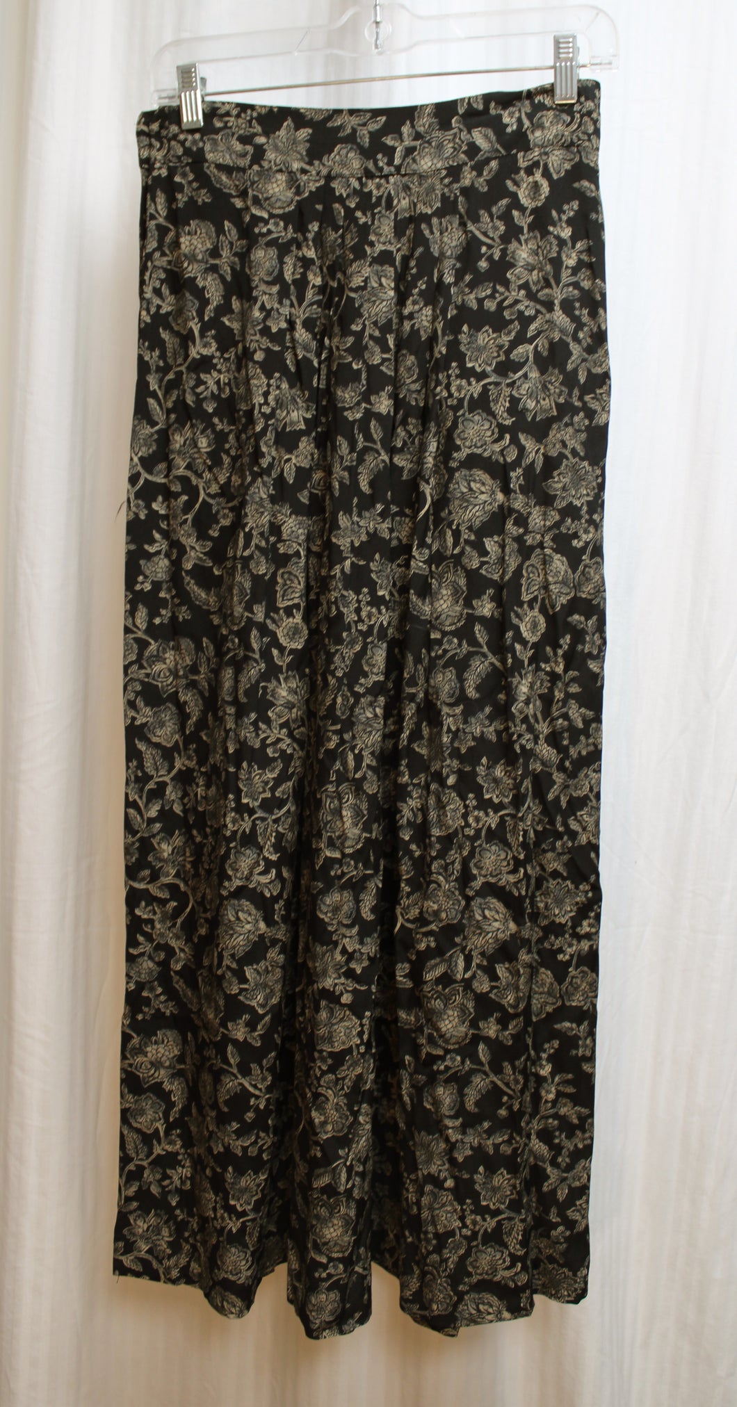 Jones New York - Black w/ Tan Floral A Line Maxi Skirt - Size 6